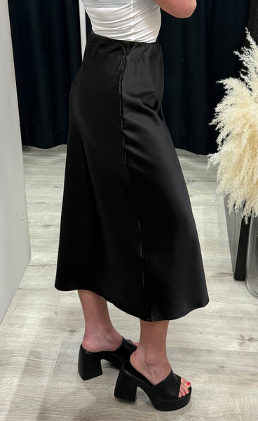 Sofia satin skirt - black