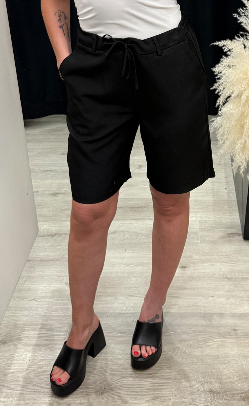 Mareena shorts 1 - black