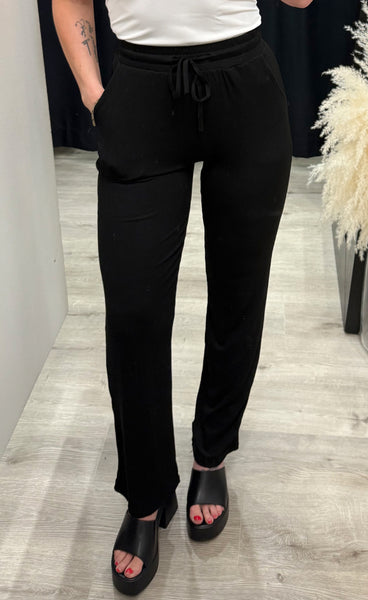 Natalia straight pants - black