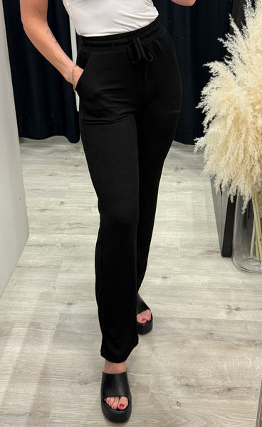 Natalia straight pants - black