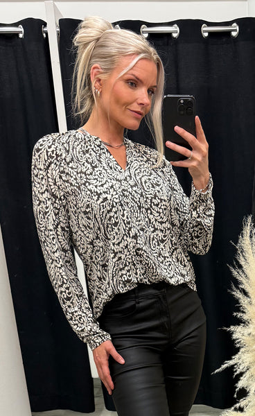 FRANSA Seen tee 11 - aura bloom hot fudge