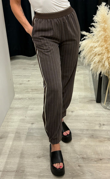 Violet pants - brown