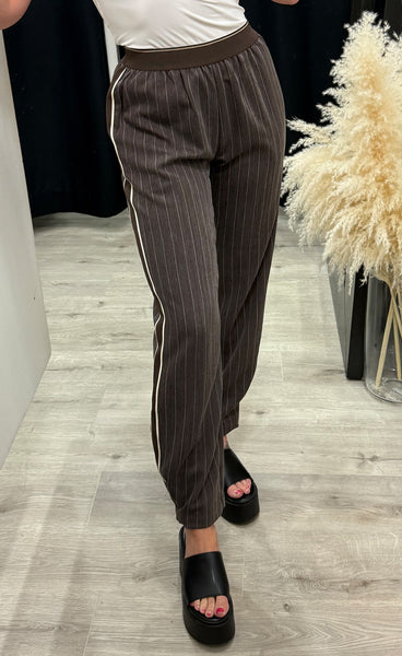 Violet pants - brown