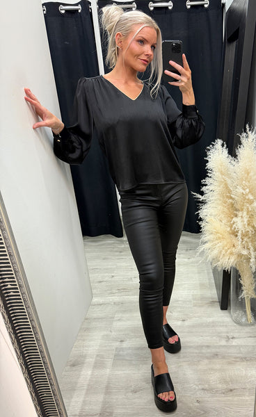 Bea satin blouse 696 - black