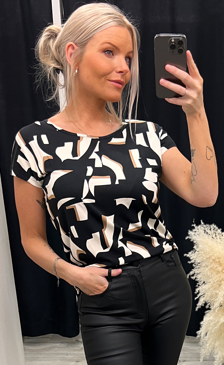 Flora tee 2 - black mix