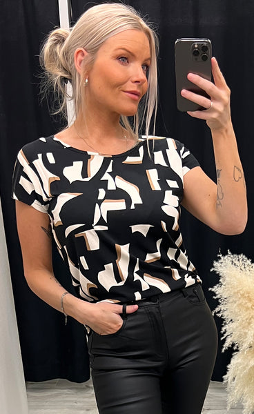 Flora tee 2 - black mix