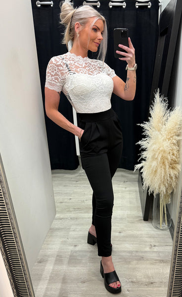 Betty samfestingur - white/black