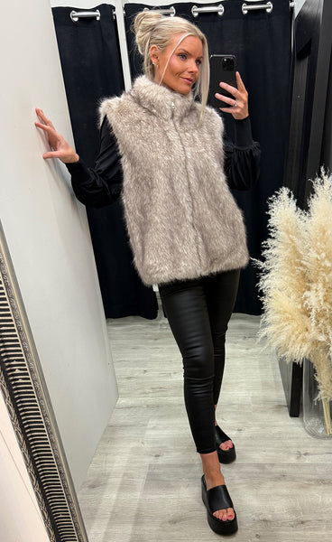 Loðvesti 121 - beige