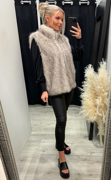 Loðvesti 121 - beige