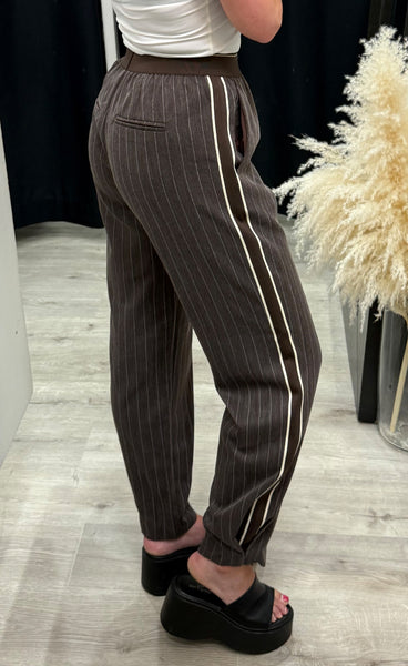 Violet pants - brown