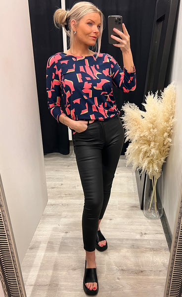 Flora tee 1 - navy/camellia rose