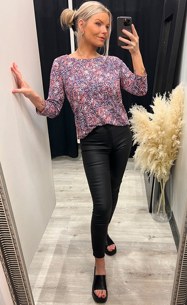 Flora tee 1 - red/navy