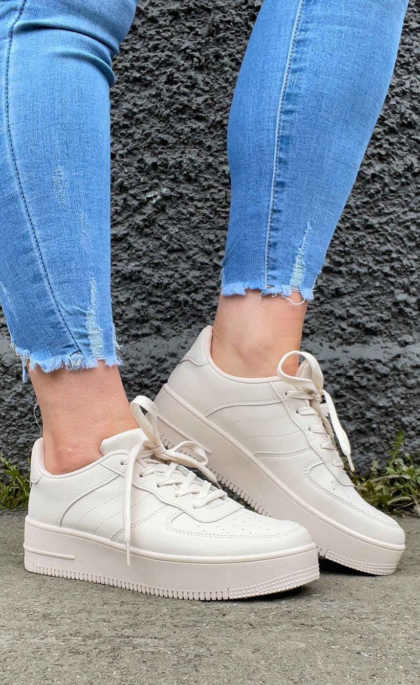 Strigaskór 60 - beige