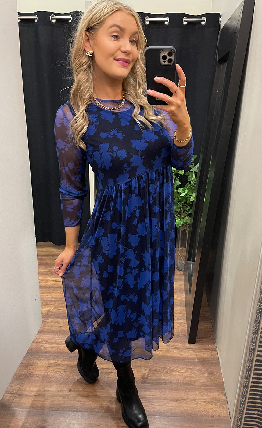 Zoe kjóll - blooming/indigo