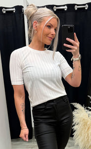 Helen heart t-shirt - off white