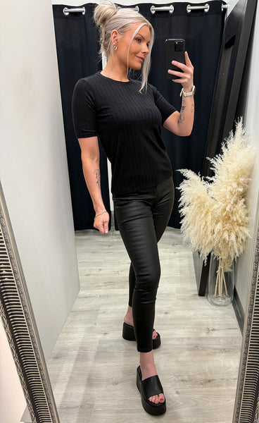 Helen heart t-shirt - black