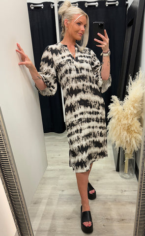 Nerissa dress - black