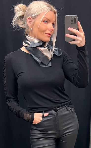 Silka scarf - black/beige