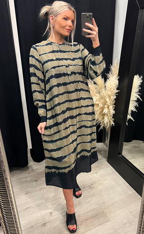 Caroline dress - army