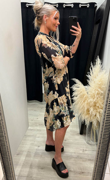 LOVE958-9 - black/flower