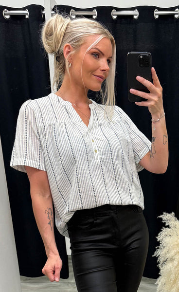 Bonnie blouse 3 - white art