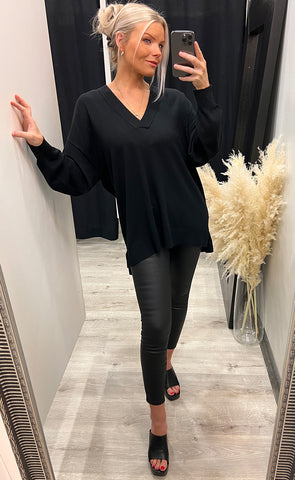 Neila v pullover - black