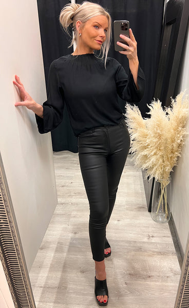 Zuri blouse 1 - black