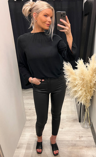 Zuri blouse 1 - black