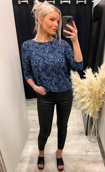 Melani pullover 3 - camellia rose