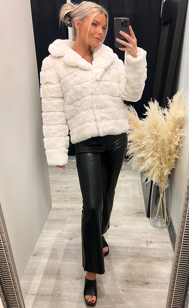 Charlie loðjakki - white