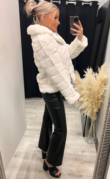 Charlie loðjakki - white