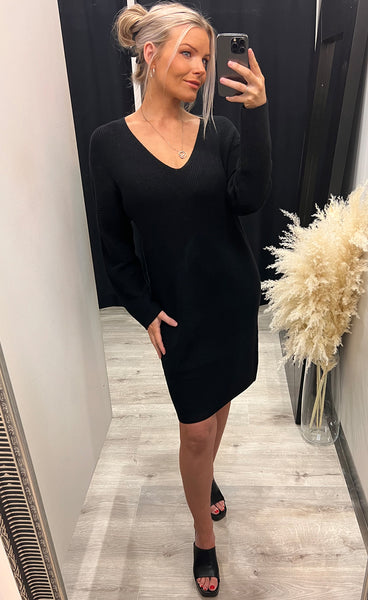 Marthea v dress - black