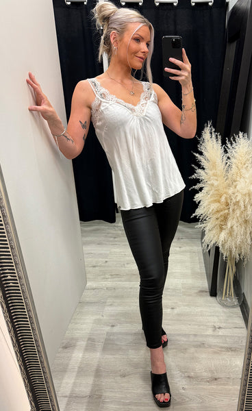 Lucy lace top - antique white