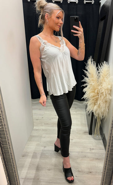 Lucy lace top - antique white