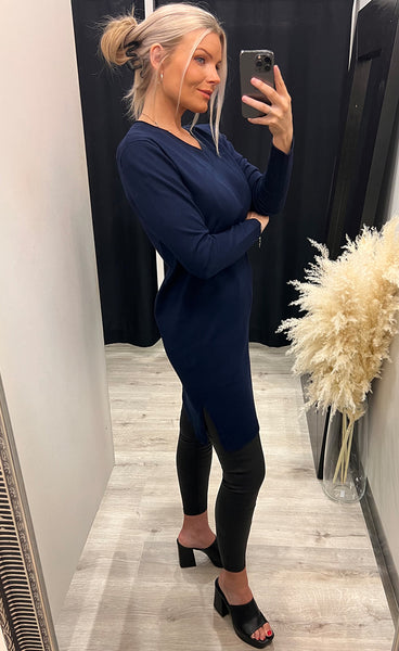 Akita knit dress - navy