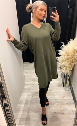 Akita knit dress - olive