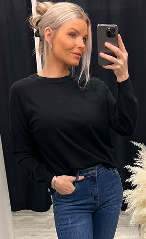 Neila pullover - black