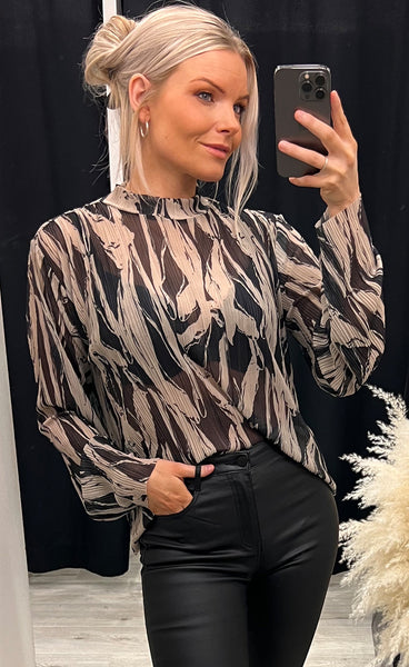 Janiella illenora top - coat stroke