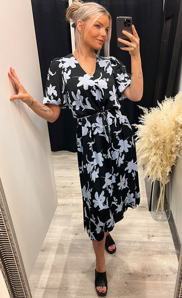 Irida v-neck dress - blue flower