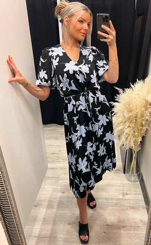 Irida v-neck dress - blue flower