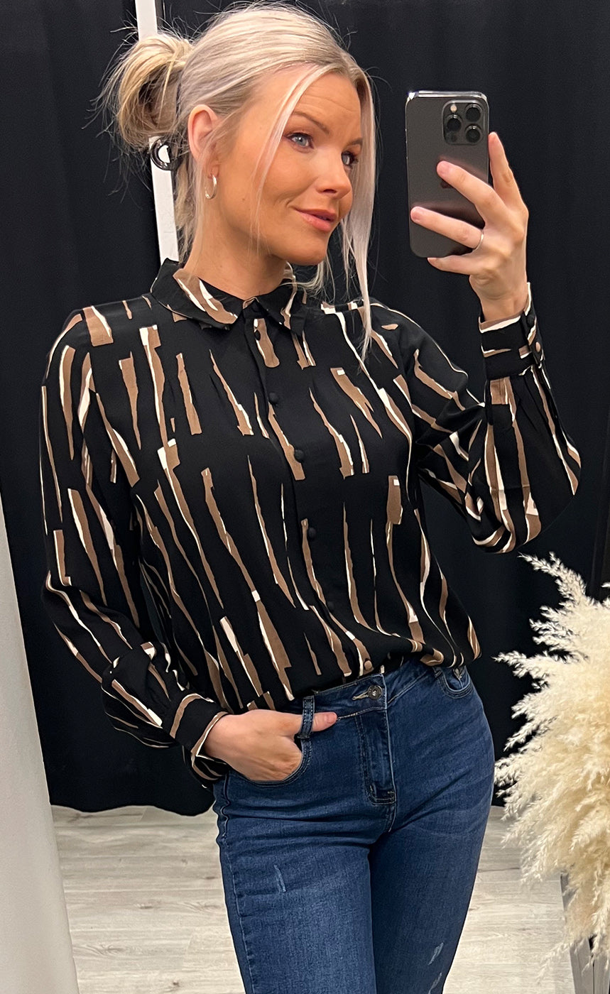 Glowy shirt 1 - cocoa creme