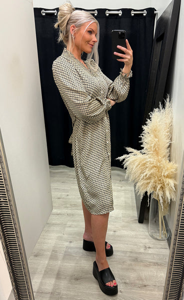 Natalia dress 1 - feather grey