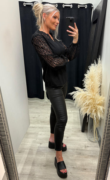 Bess blouse 1 - black