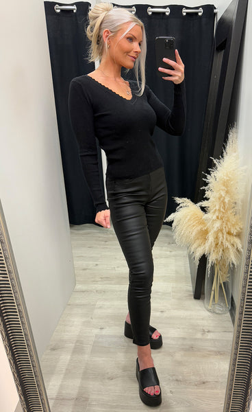 Limea pullover - black