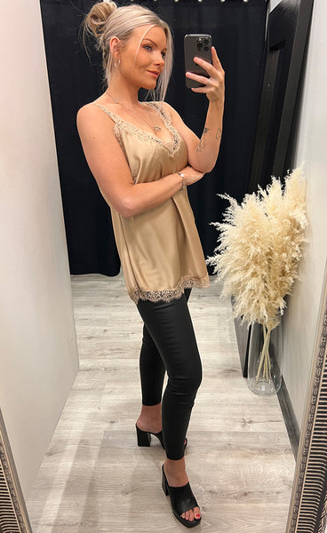 Becca blúndubolur - litur 15