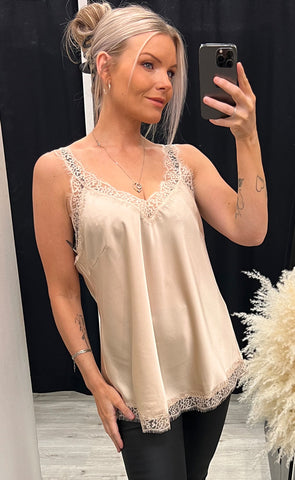 Becca blúndubolur - litur 12