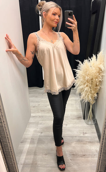 Becca blúndubolur - litur 12