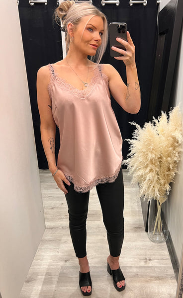 Becca blúndubolur - litur 7