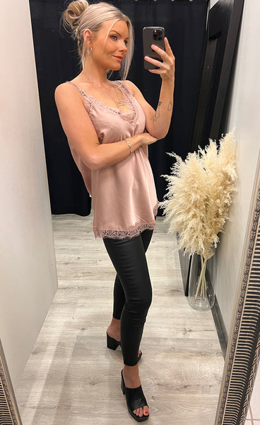 Becca blúndubolur - litur 7