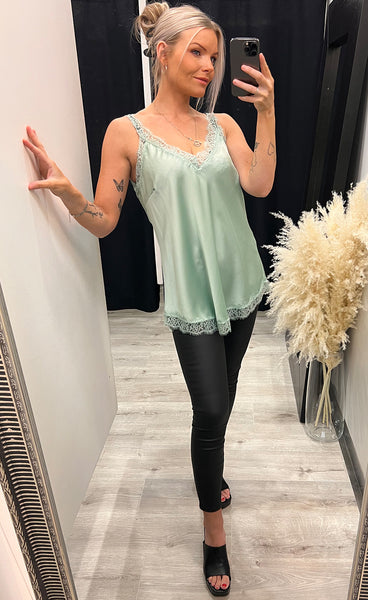 Becca blúndubolur - litur 8